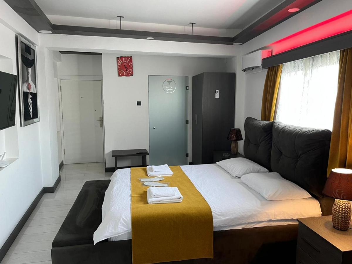 Tiana Boutique Aparthotel Фамагуста Екстериор снимка